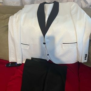 Men’s tuxedo